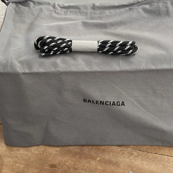 BALENCIAGA Tess S. Gomma Sneaker NWT - Picture 13 of 14